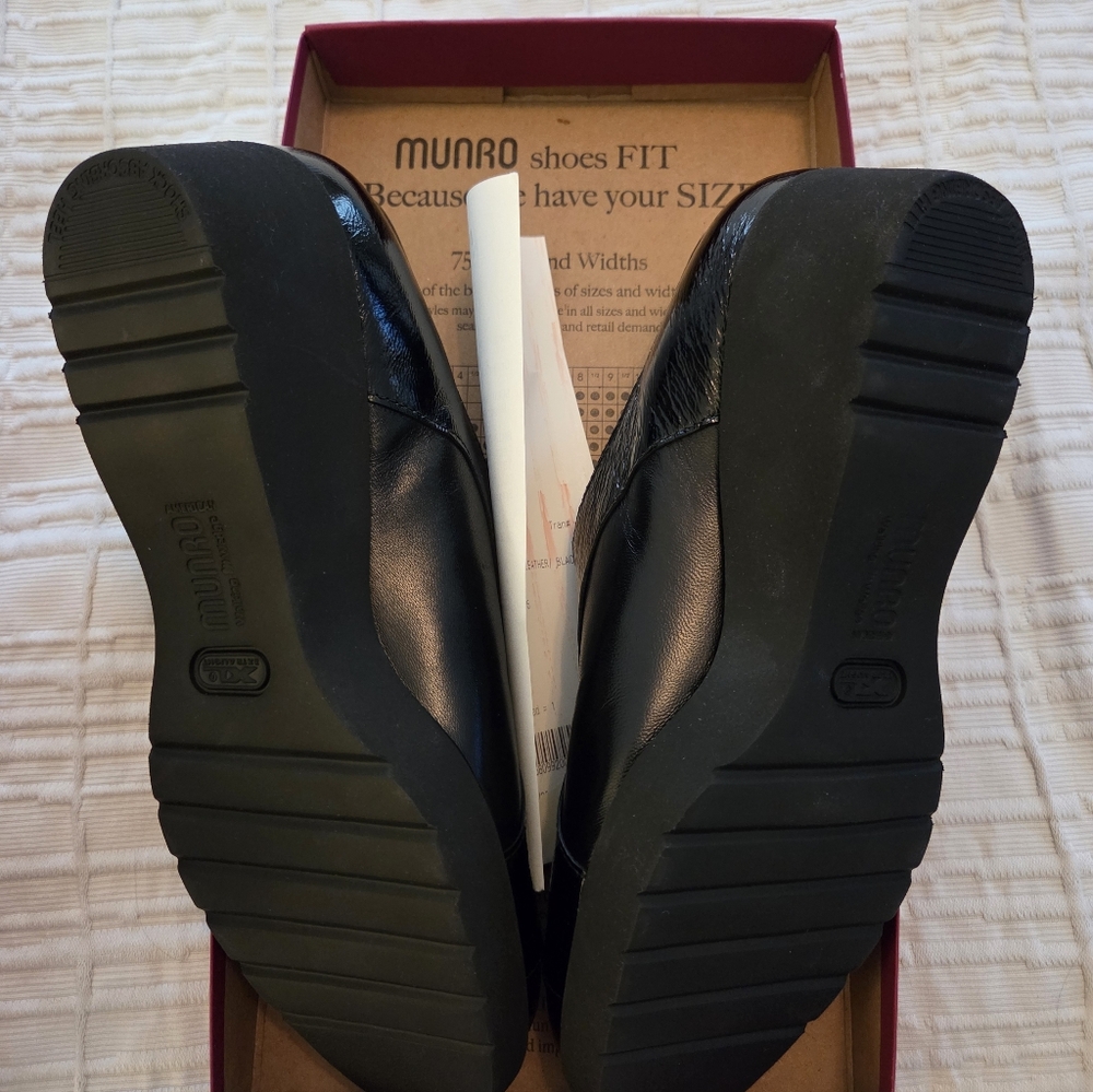 Munro Shiny Black Zipper Shoes - Picture 3 of 4